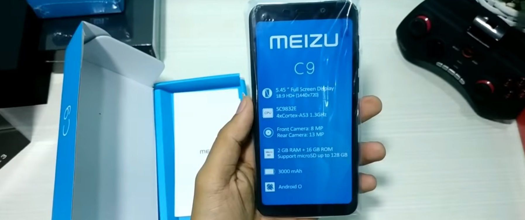 Meizu C9 at C9 Pro smartphone - mga pakinabang at kawalan
