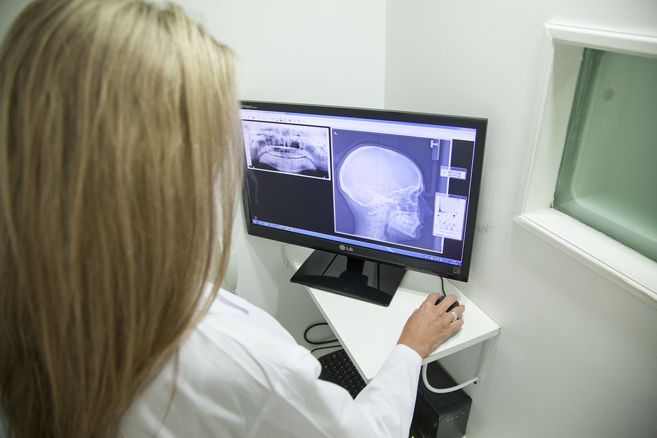 Ocjena najboljih ortopedskih klinika u Sankt Peterburgu u 2020